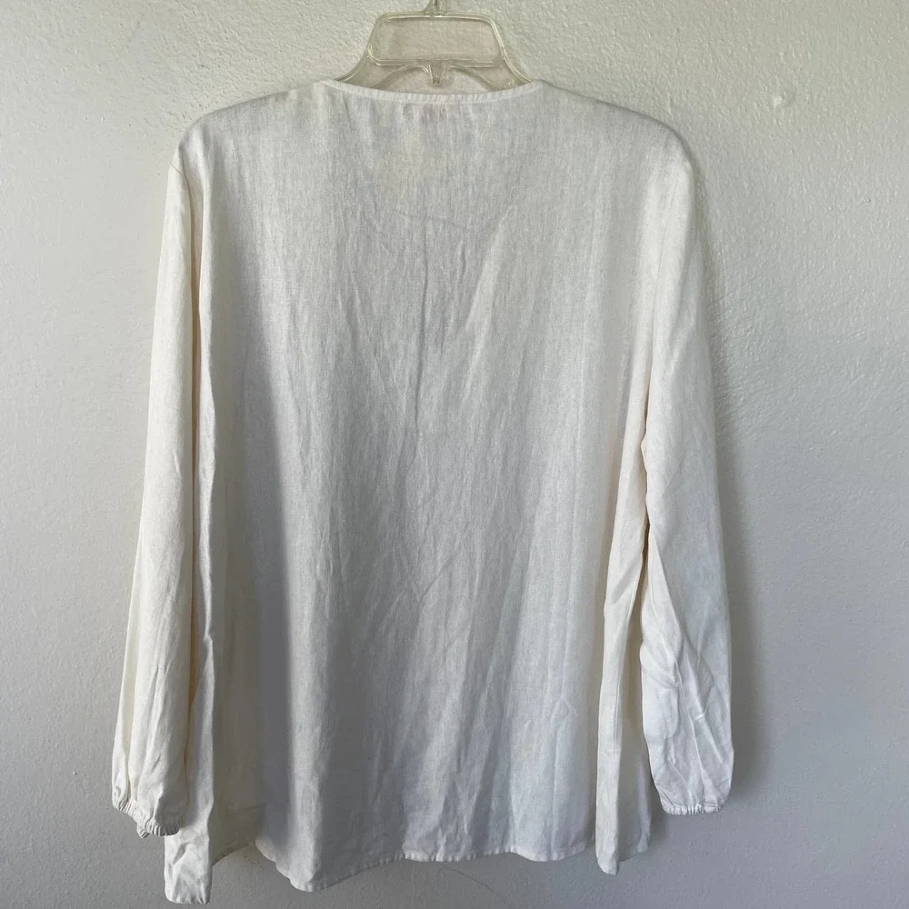 Isaac Mizrahi Size XL Beaded Keyhole collar tunic size XL - Picture 8 of 11